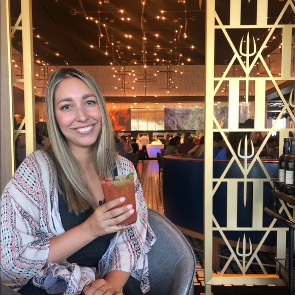 Meet your seller ๐๐ป - Picture 4 of 4